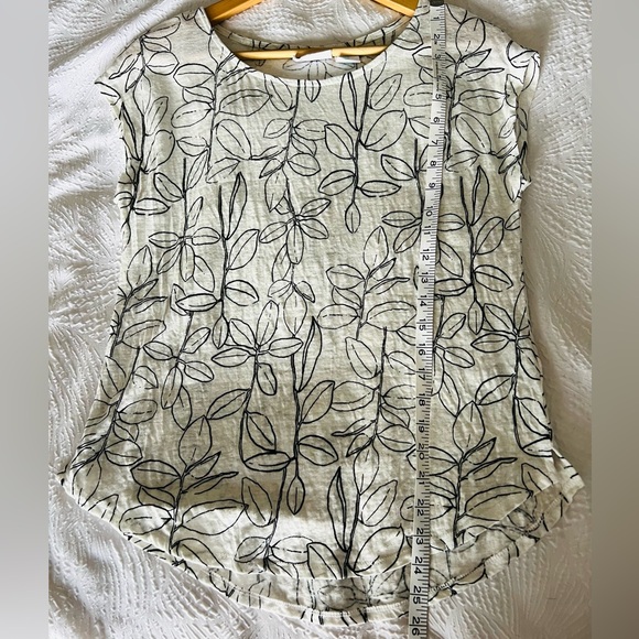 Cynthia Rowley 100% linen rounded neck knit top white/black size Medium - Picture 9 of 9